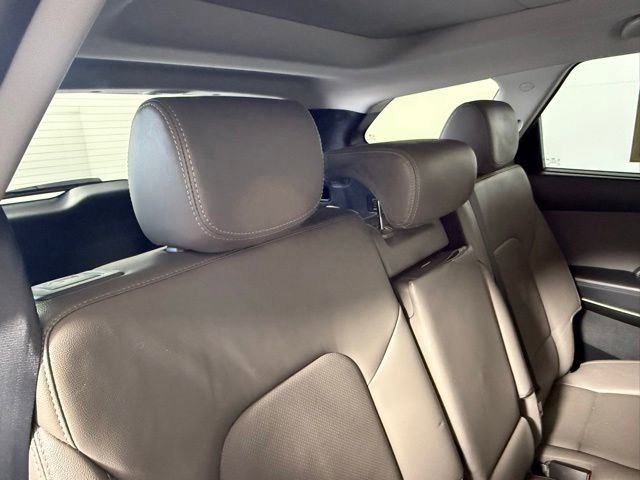 Used 2017 Hyundai Santa Fe FWD w/ SE Ultimate Tech Package 03 image 46