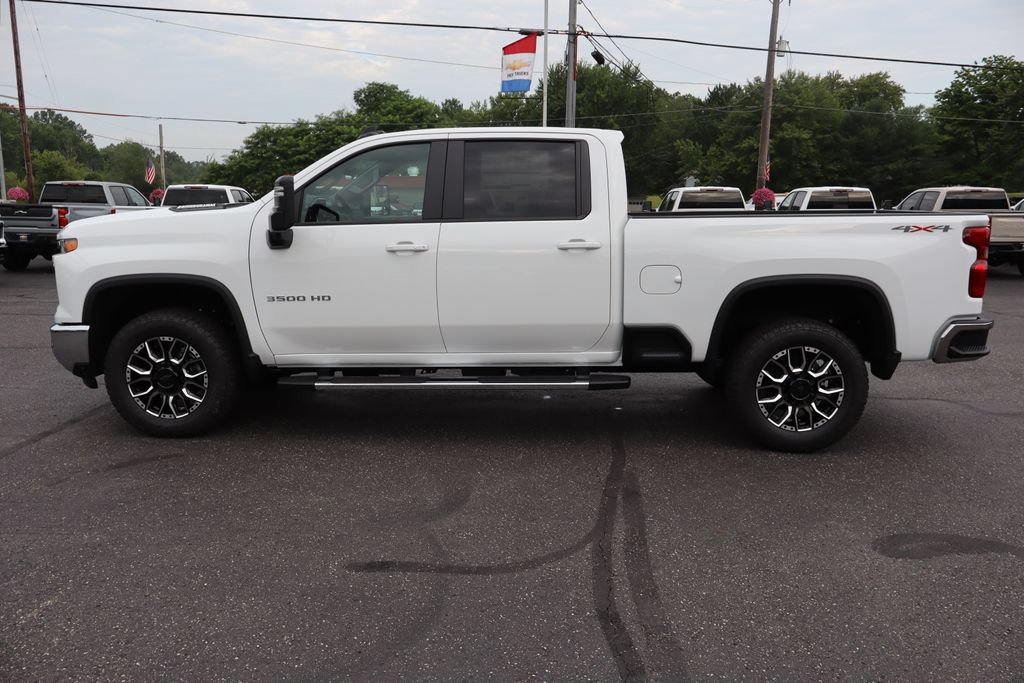 New 2026 Chevrolet Silverado 3500 LT AWD/4WD image 18