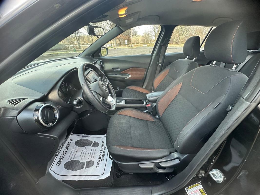 Used 2021 Nissan Kicks SR image 7