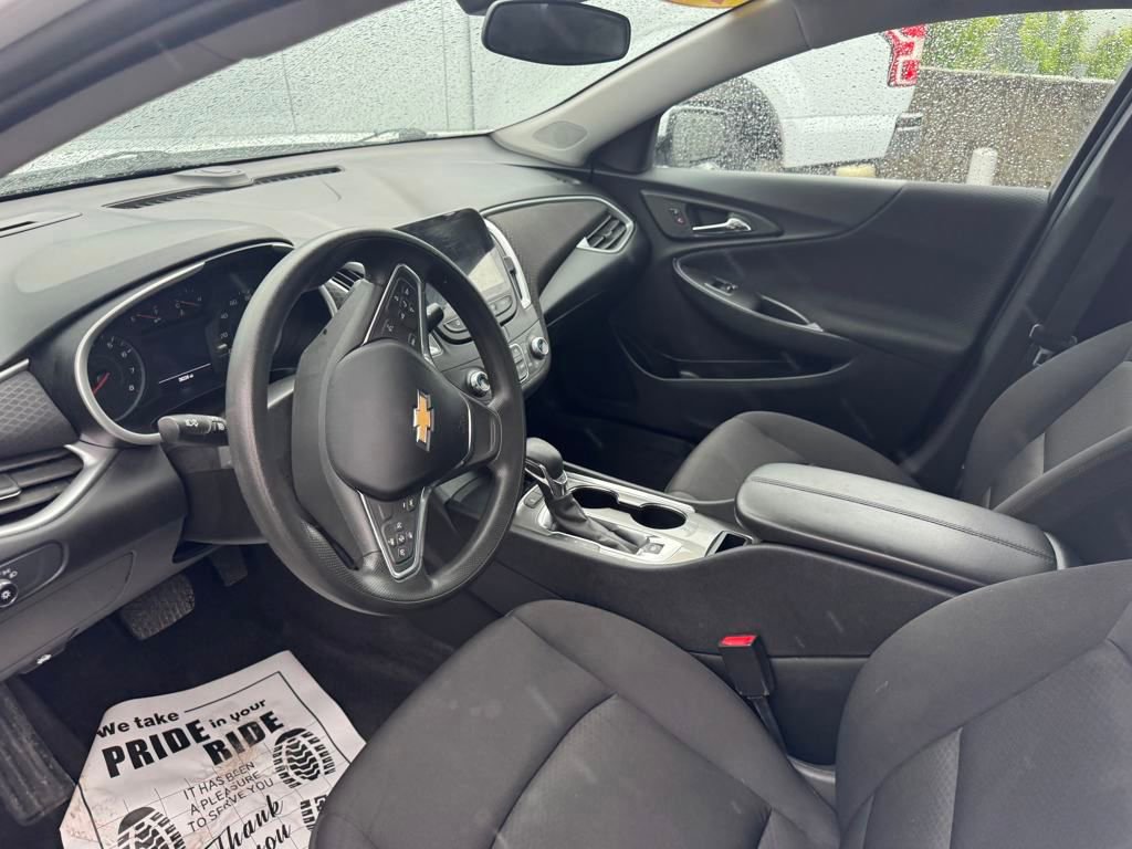 Used 2023 Chevrolet Malibu LT w/ Driver Confidence Package image 9