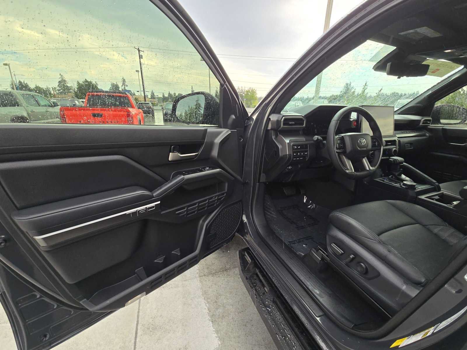 Used 2024 Toyota Tacoma TRD Off-Road w/ TRD Off Road Premium Package AWD/4WD image 21