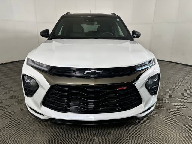 Used 2023 Chevrolet TrailBlazer RS w/ Sun and Liftgate Package image 8