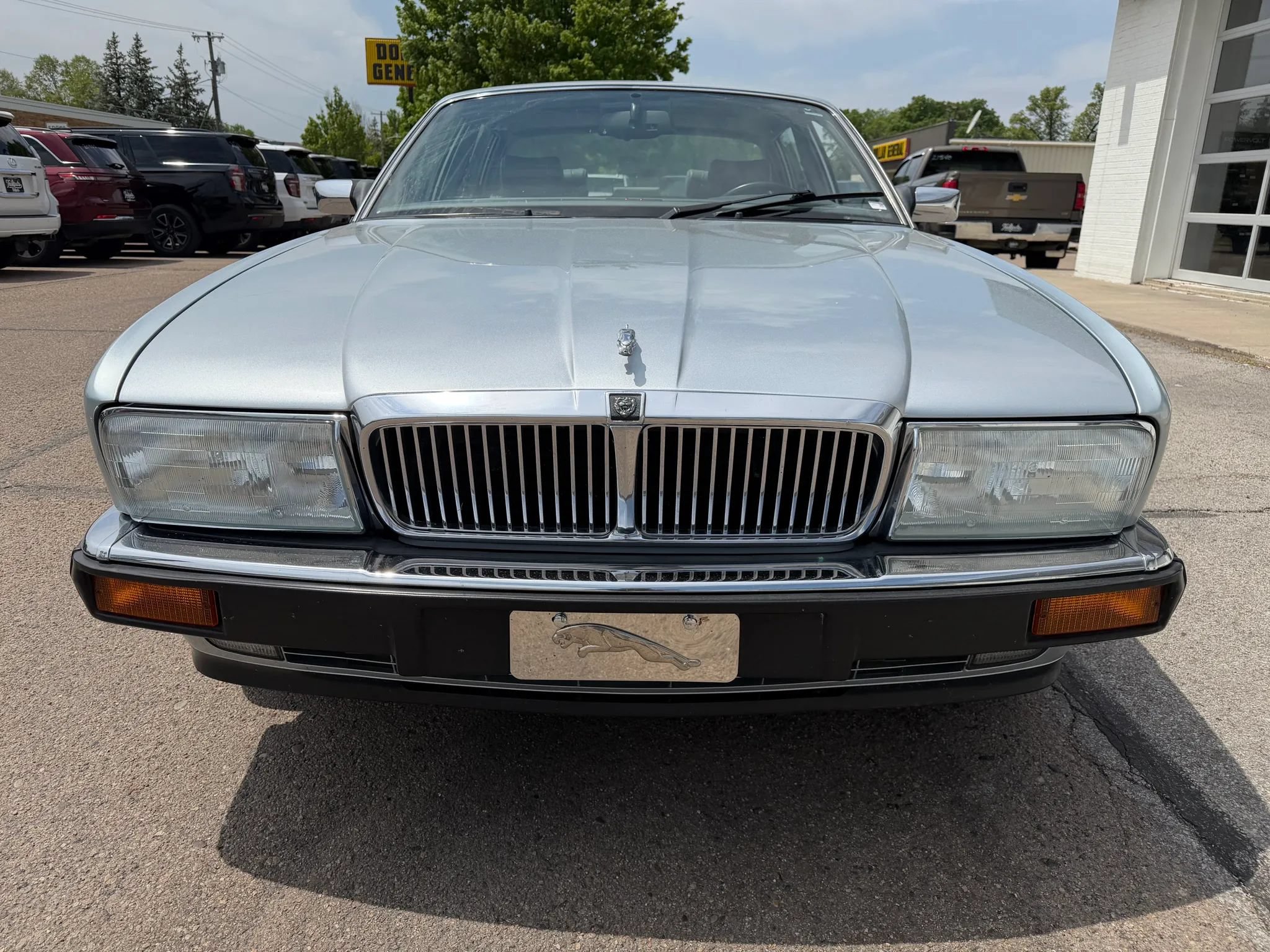Used 1994 Jaguar XJ6 RWD image 3