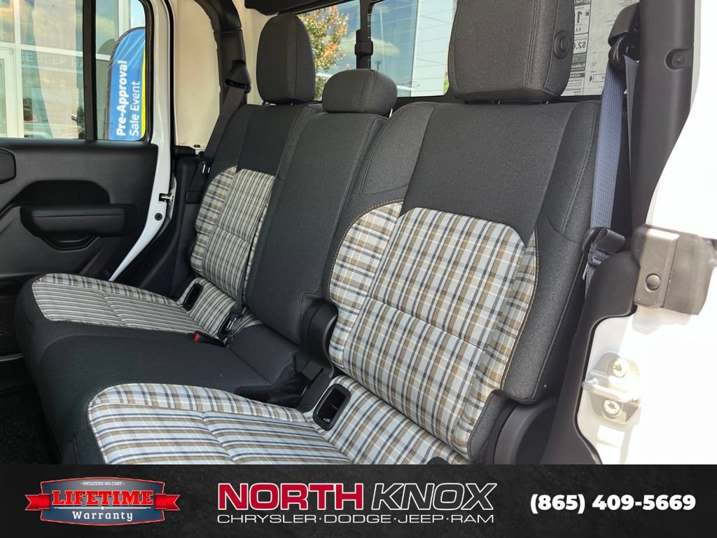 New 2026 Jeep Gladiator Sport AWD/4WD image 13