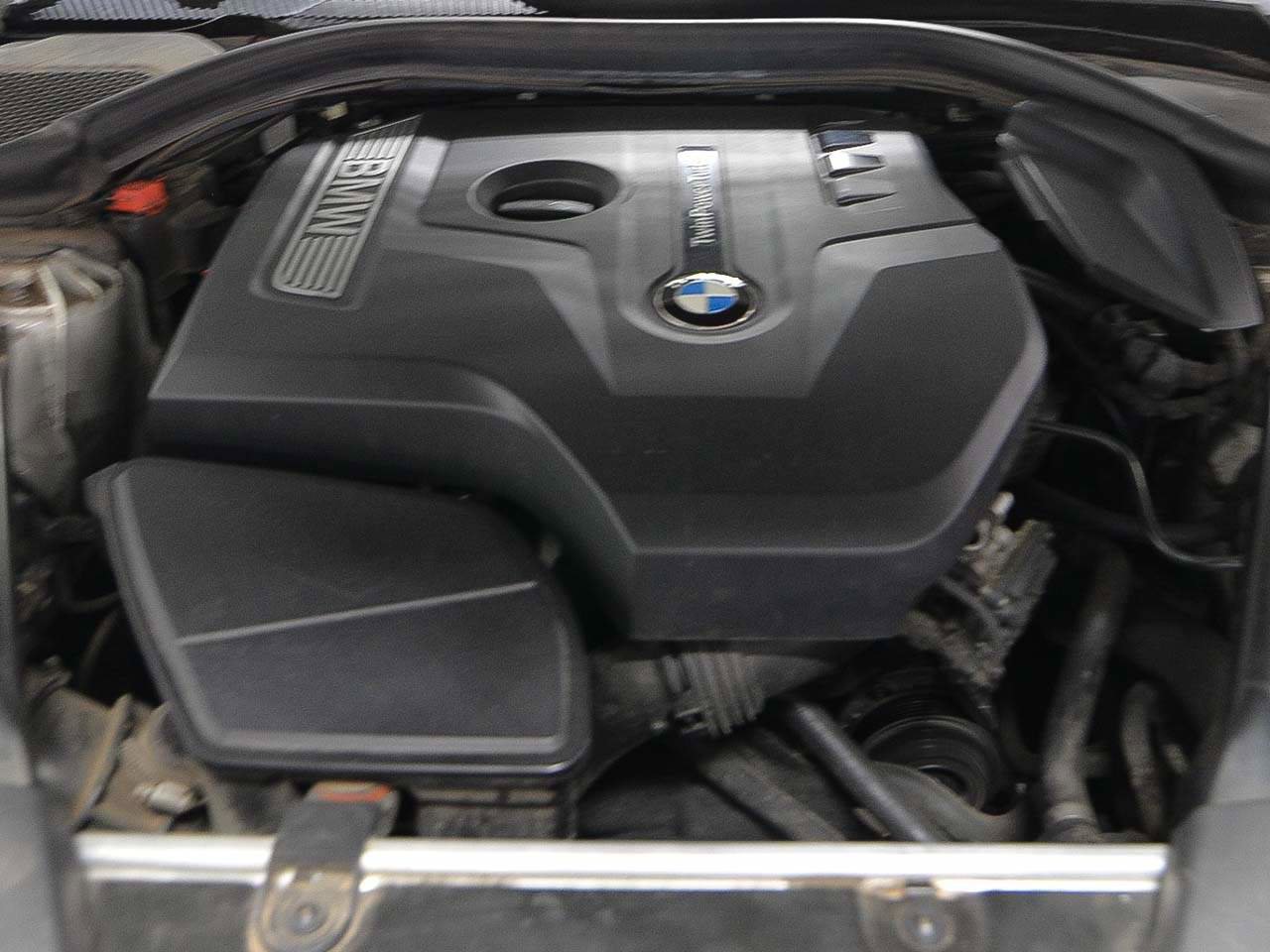 Used 2017 BMW 530i RWD image 18