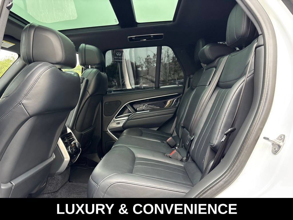 Used 2023 Land Rover Range Rover SE AWD/4WD image 5