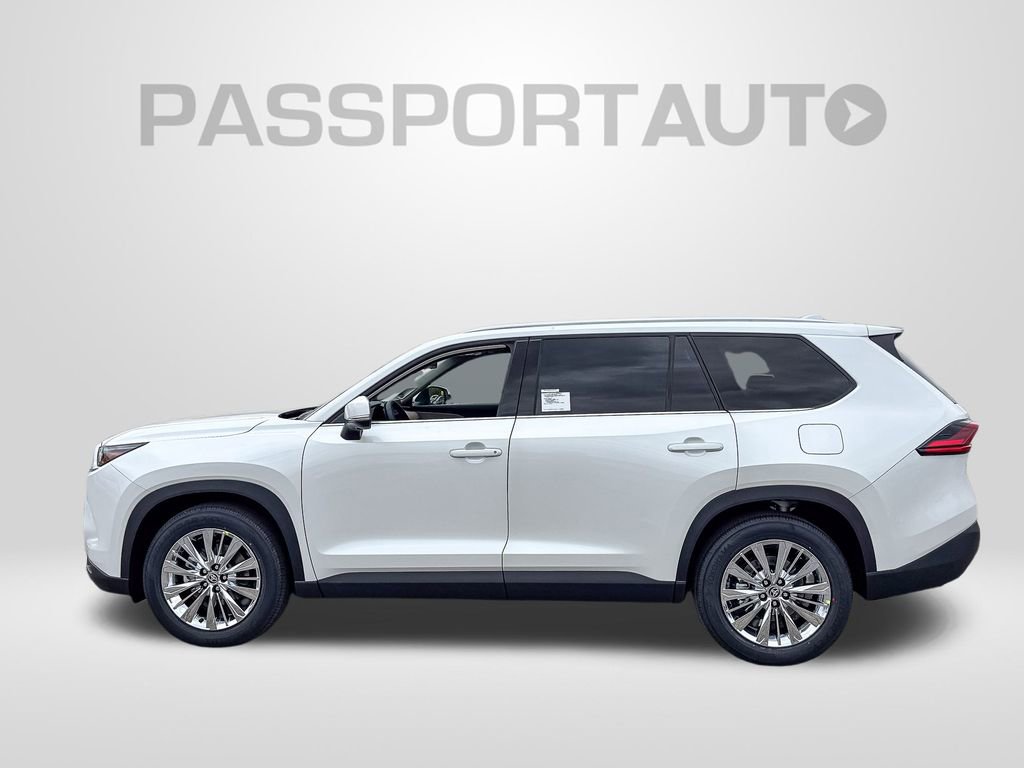 New 2026 Toyota Grand Highlander Platinum image 2