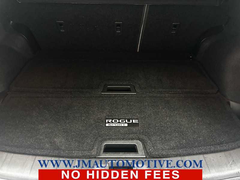 Used 2022 Nissan Rogue Sport SV AWD/4WD image 35