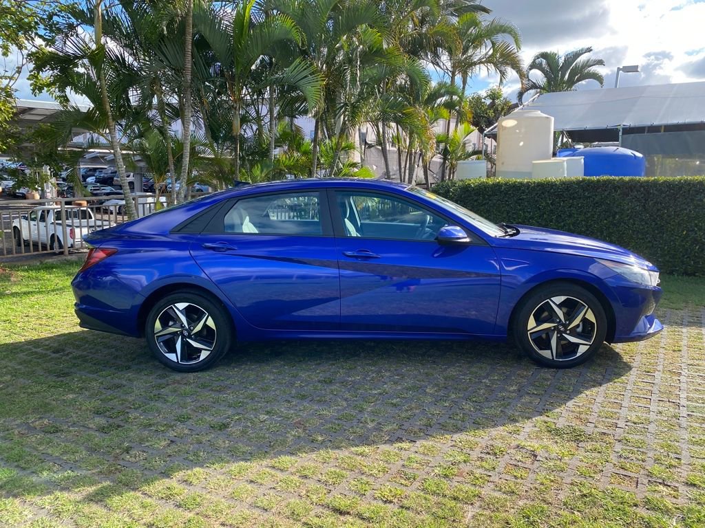 Certified 2023 Hyundai Elantra SEL w/ Convenience Package FWD image 8