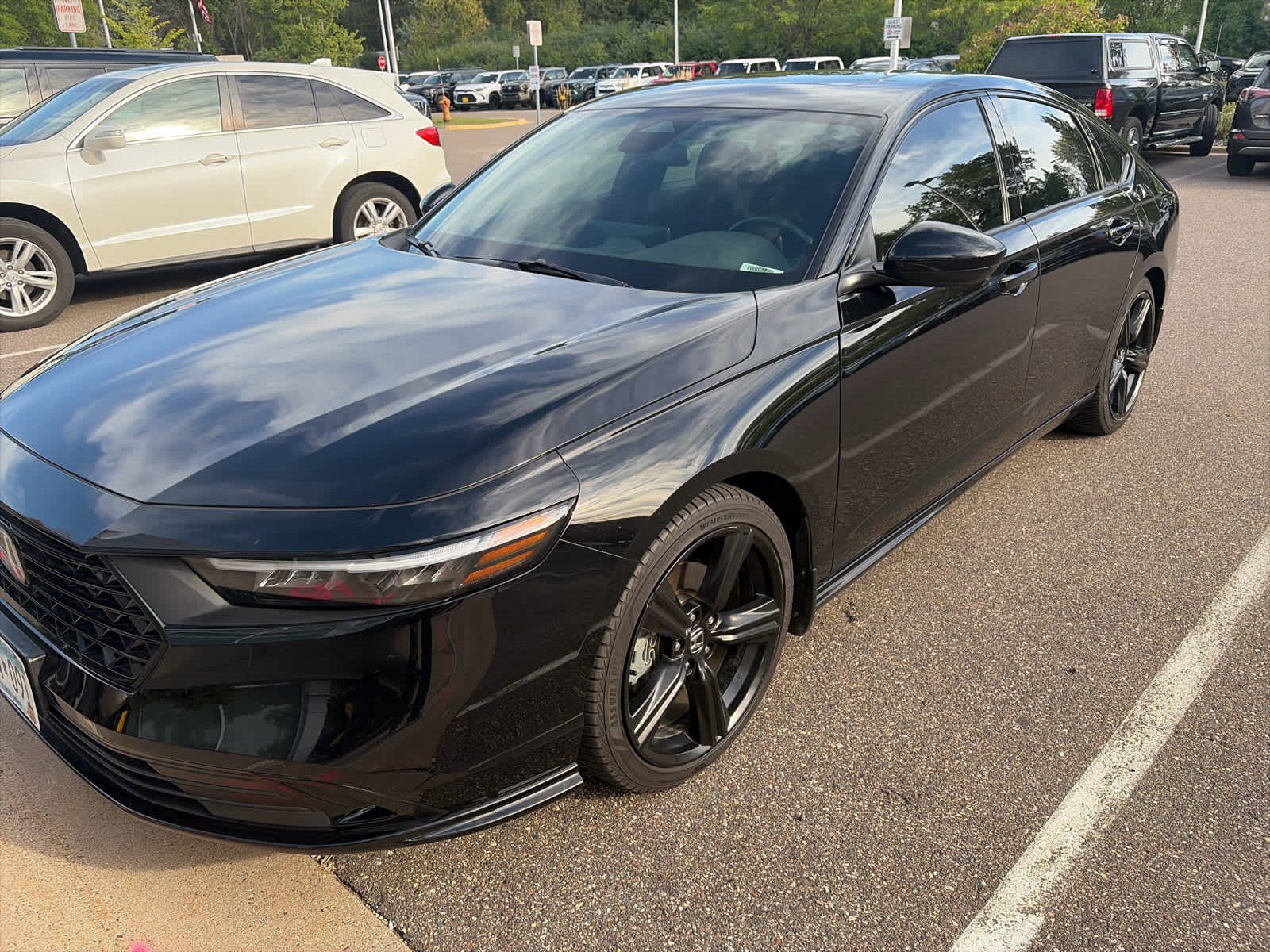 Used 2023 Honda Accord Sport image 3