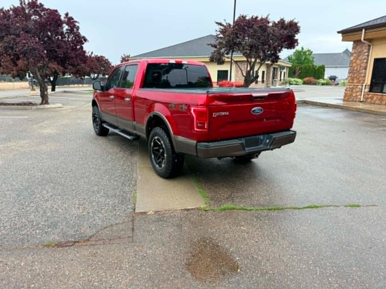 Used 2016 Ford F150 Lariat AWD/4WD image 3