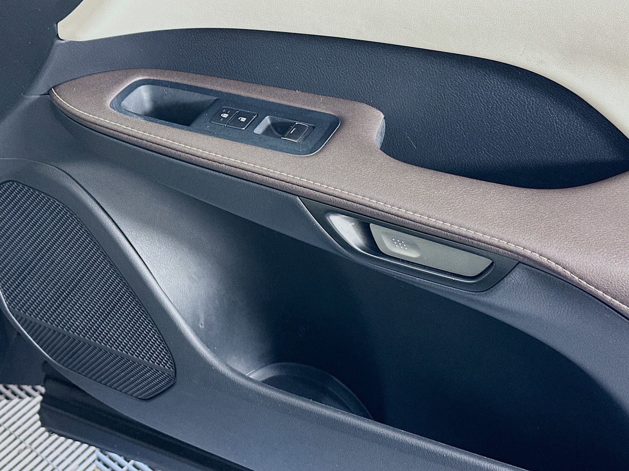 Used 2023 Lexus RX 350 Premium w/ Cold Area Package FWD image 29