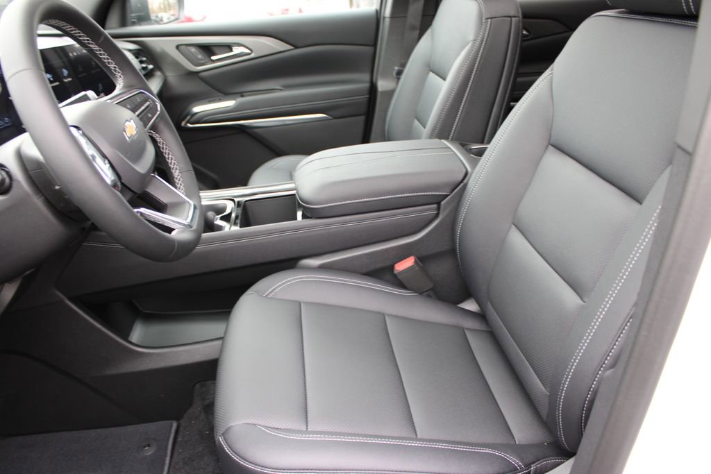 New 2026 Chevrolet Traverse LT w/ Sun and Wheel Package image 12