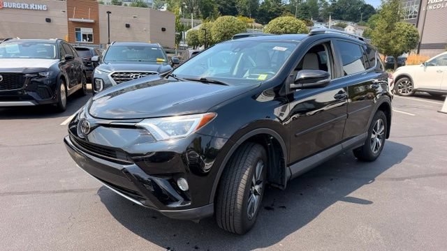 Used 2018 Toyota RAV4 XLE w/ Plus Extra Value Package AWD/4WD image 7