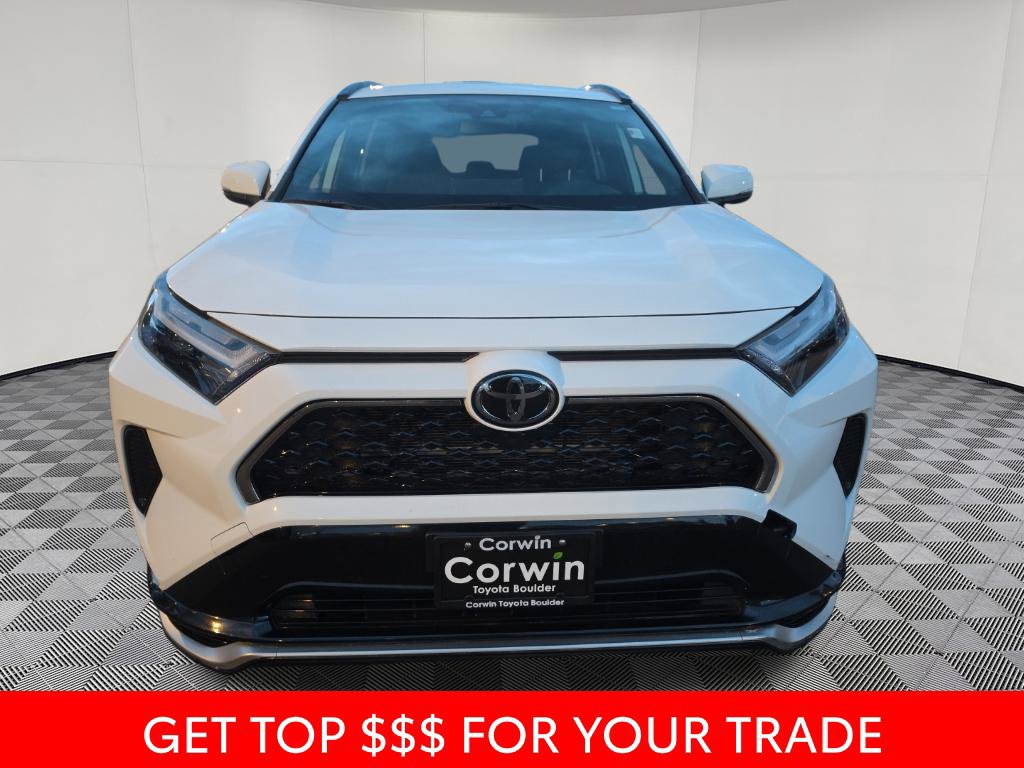Used 2025 Toyota RAV4 SE AWD/4WD image 2