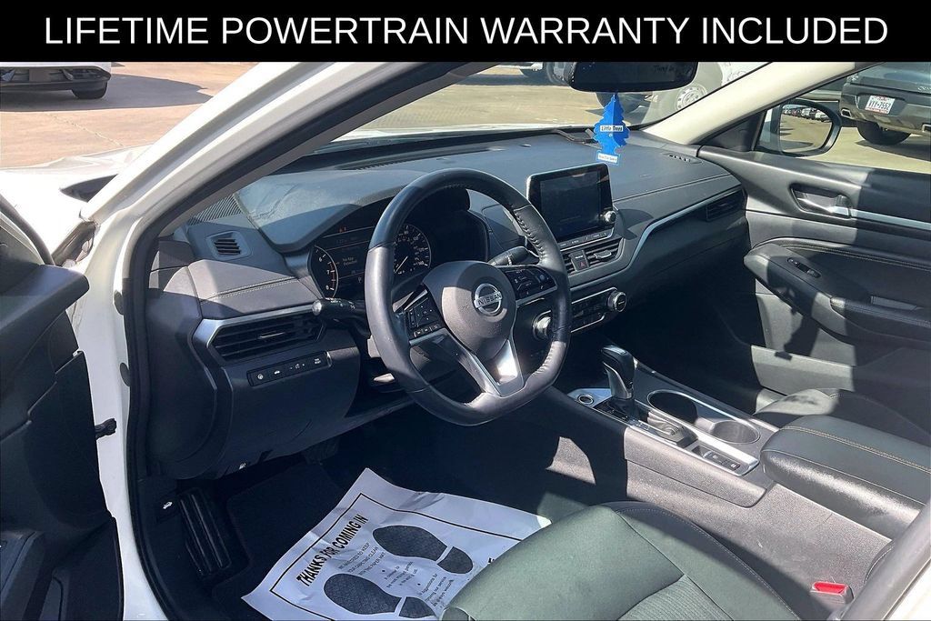 Used 2019 Nissan Altima 2.5 SV FWD image 12
