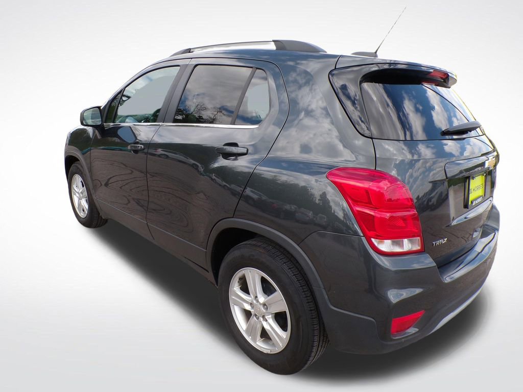 Used 2019 Chevrolet Trax LT FWD image 3