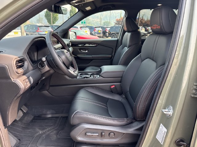 Used 2026 Honda Pilot TrailSport image 17