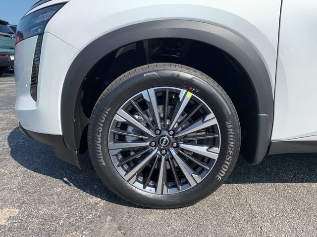 New 2026 Nissan Pathfinder Platinum AWD/4WD image 32