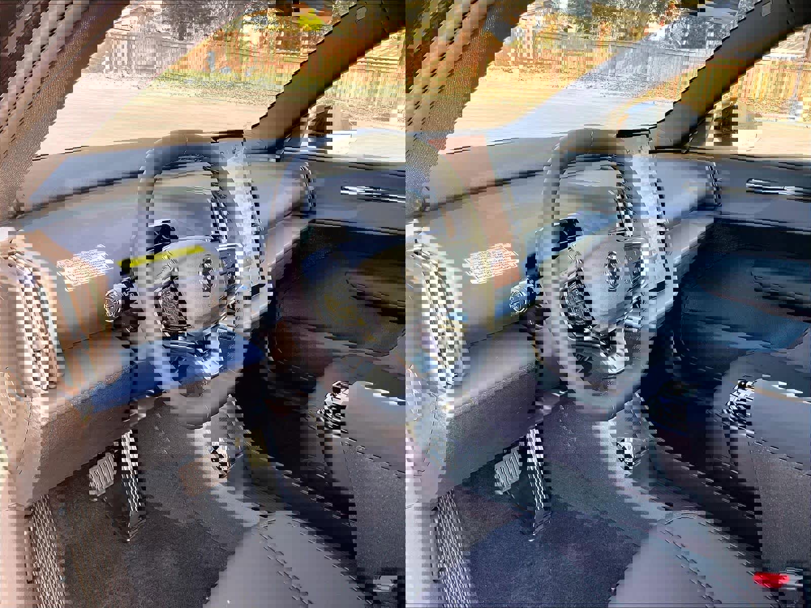 New 2025 Volvo EX30 Plus w/ Protection Package Premier image 8