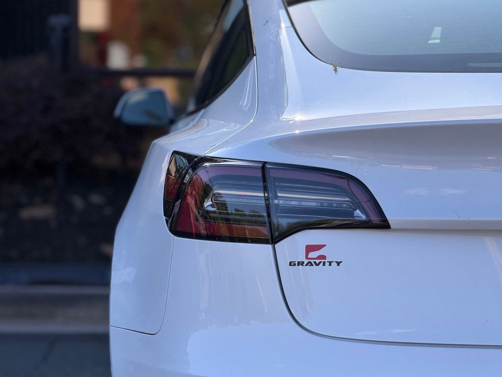 Used 2021 Tesla Model 3 Standard Range Plus image 14