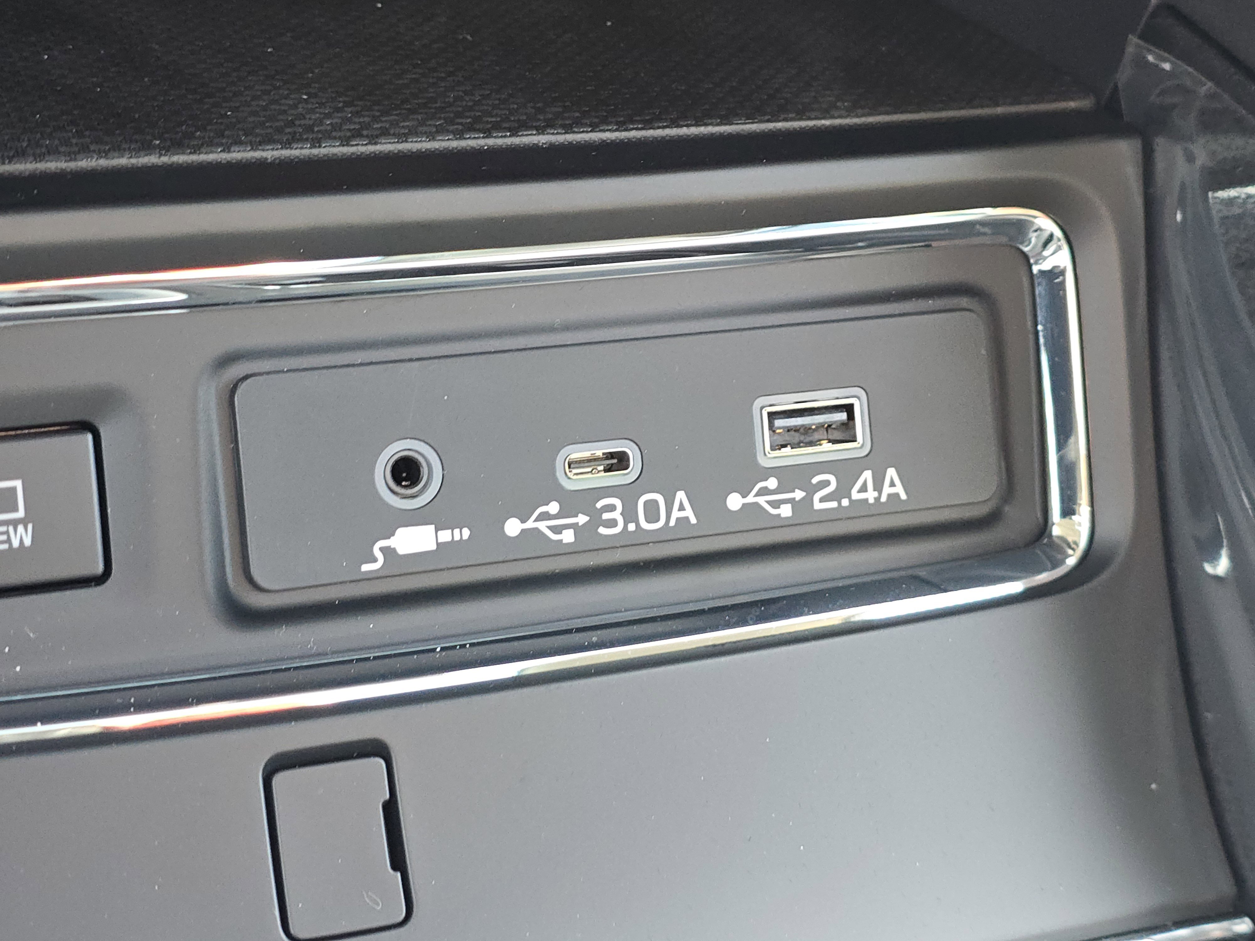 New 2026 Subaru Ascent Limited image 24