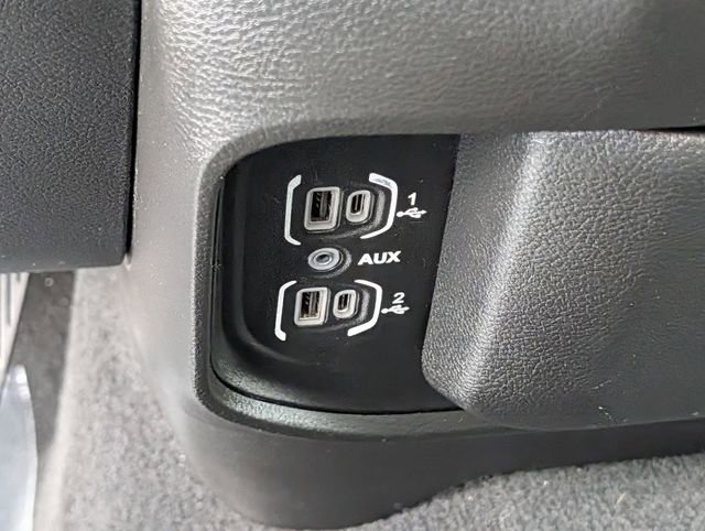Used 2022 RAM 2500 Big Horn AWD/4WD image 17