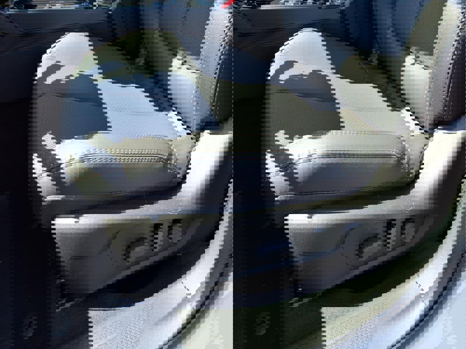 New 2026 Subaru Outback Limited image 10