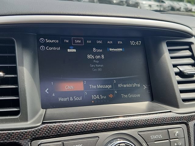 Used 2019 Nissan Pathfinder SL AWD/4WD image 18
