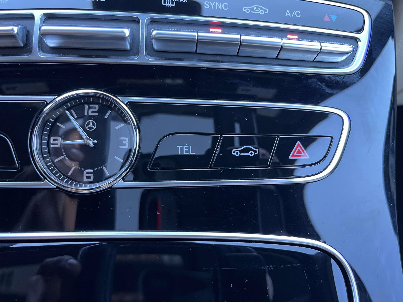 Used 2018 Mercedes-Benz E 300 image 30