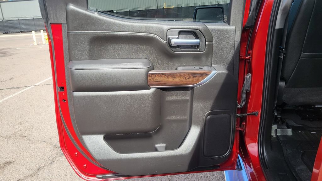 Used 2021 GMC Sierra 1500 SLT image 19