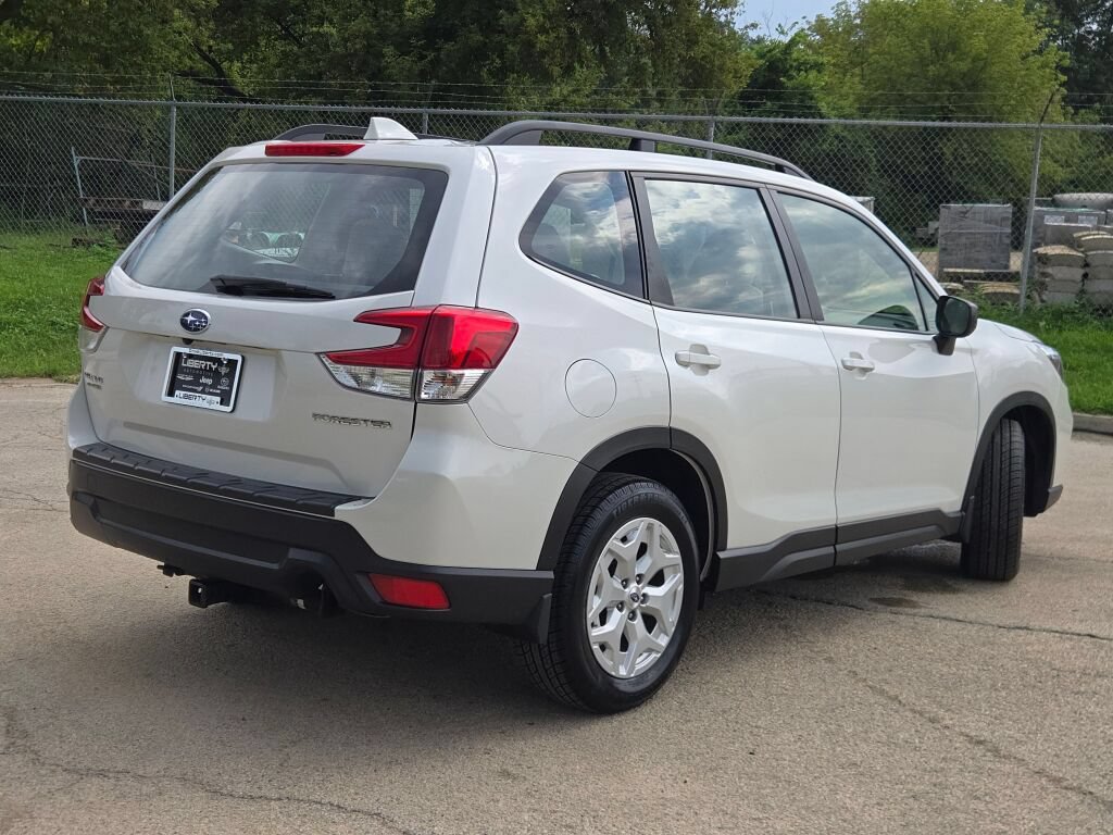 Used 2021 Subaru Forester AWD/4WD image 11