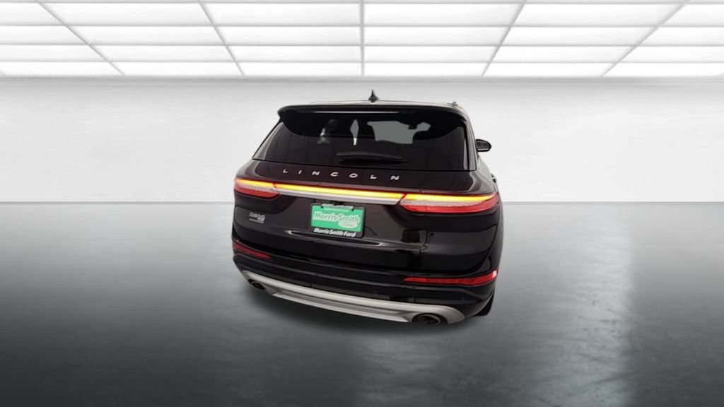 Used 2022 Lincoln Corsair Reserve w/ Sport Package AWD/4WD image 7