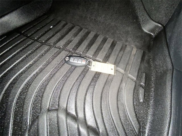 Used 2022 Nissan Pathfinder SV image 29