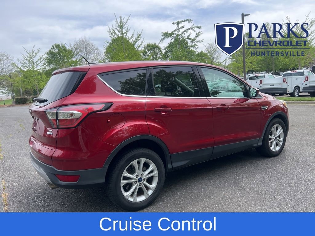 Used 2017 Ford Escape SE w/ SE Cold Weather Package image 5