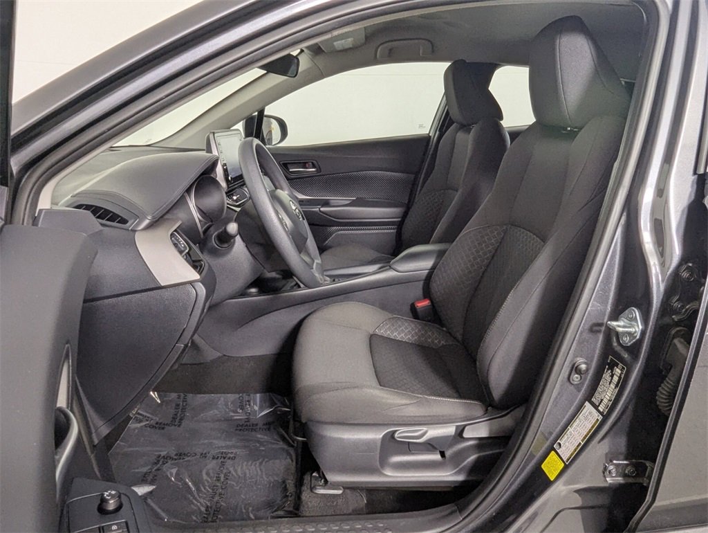 Used 2021 Toyota C-HR LE image 12