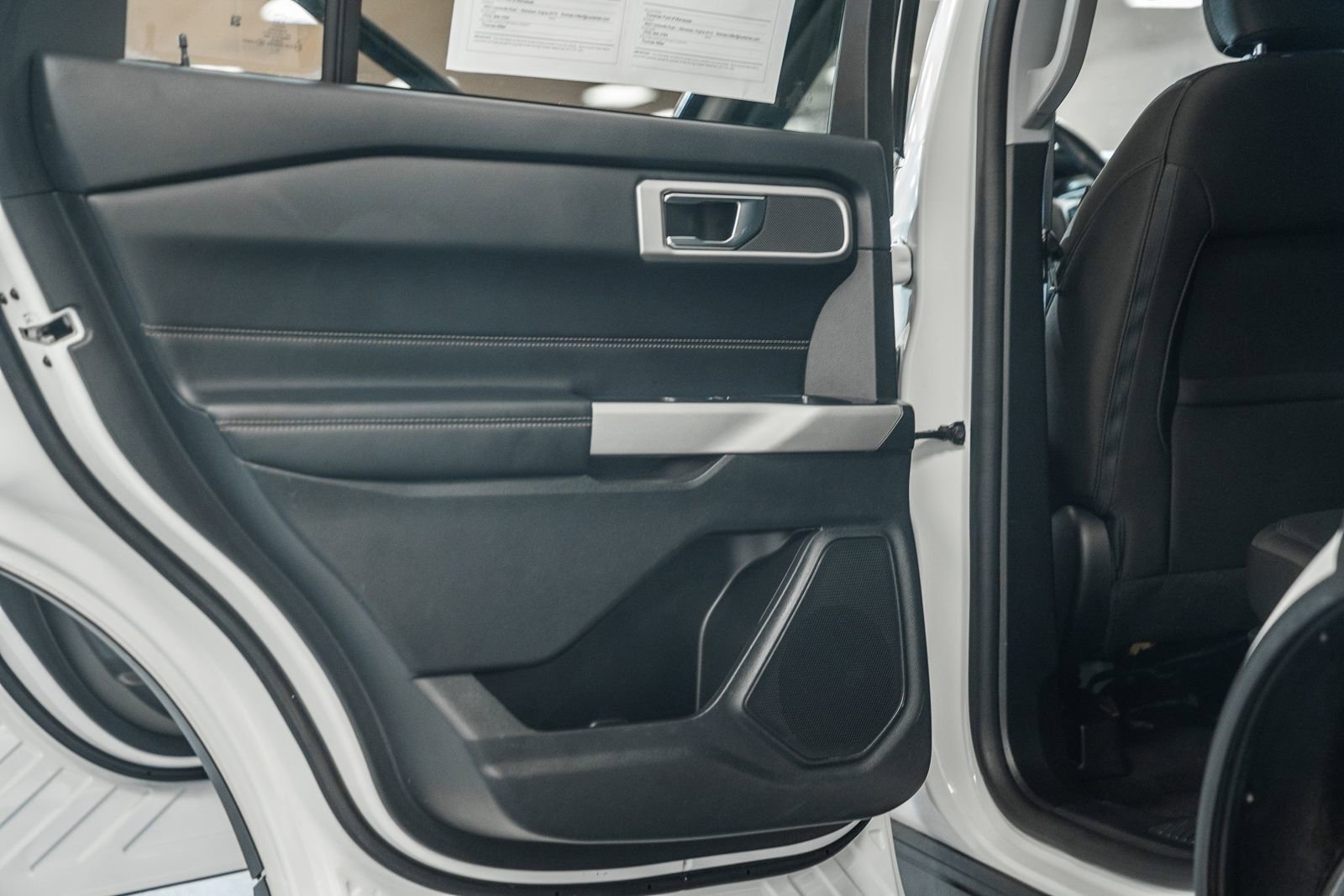 Certified 2022 Ford Explorer XLT image 43