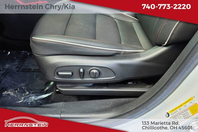 Used 2022 Chevrolet TrailBlazer RS AWD/4WD image 13