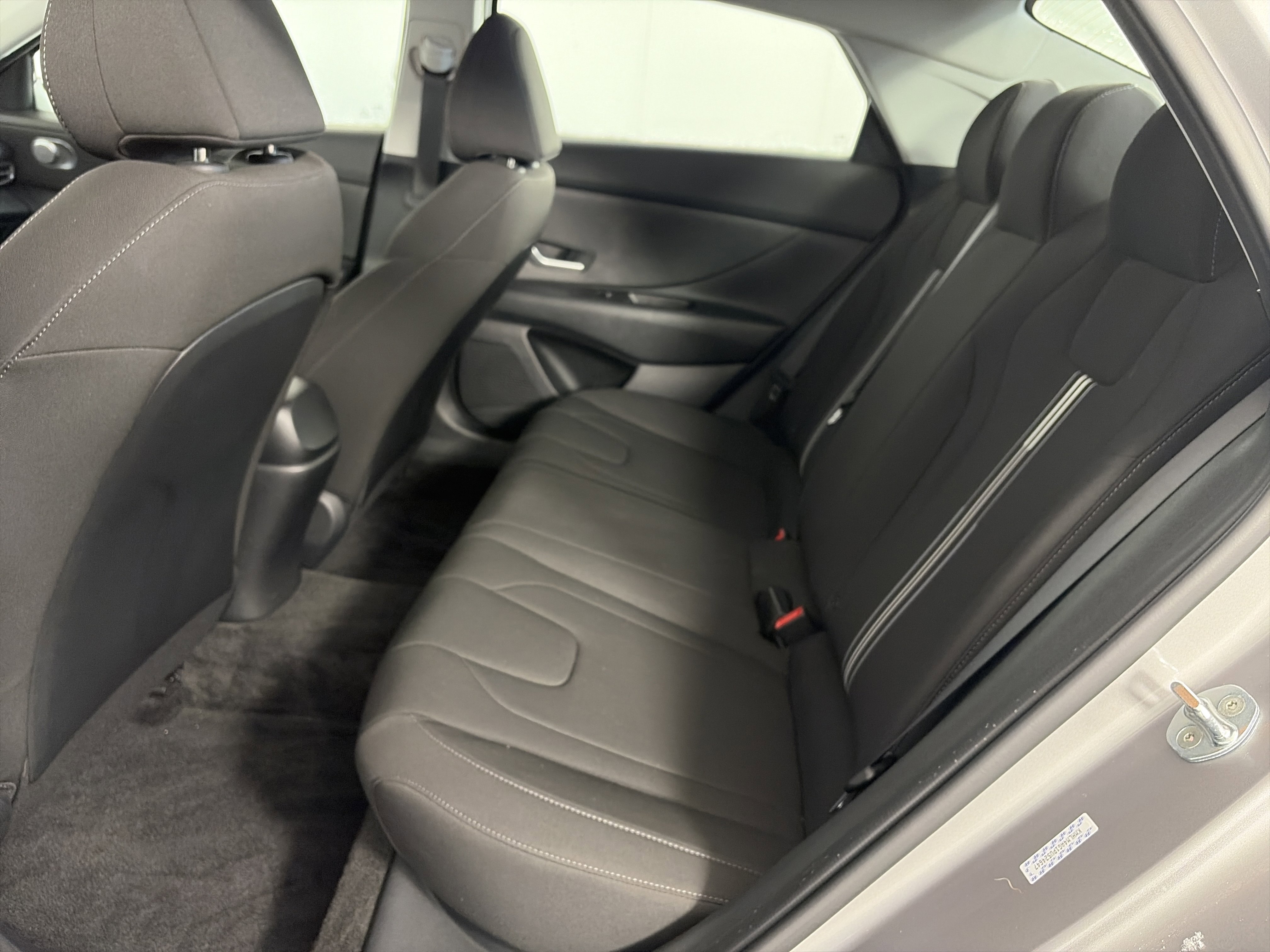 Used 2023 Hyundai Elantra SEL image 7