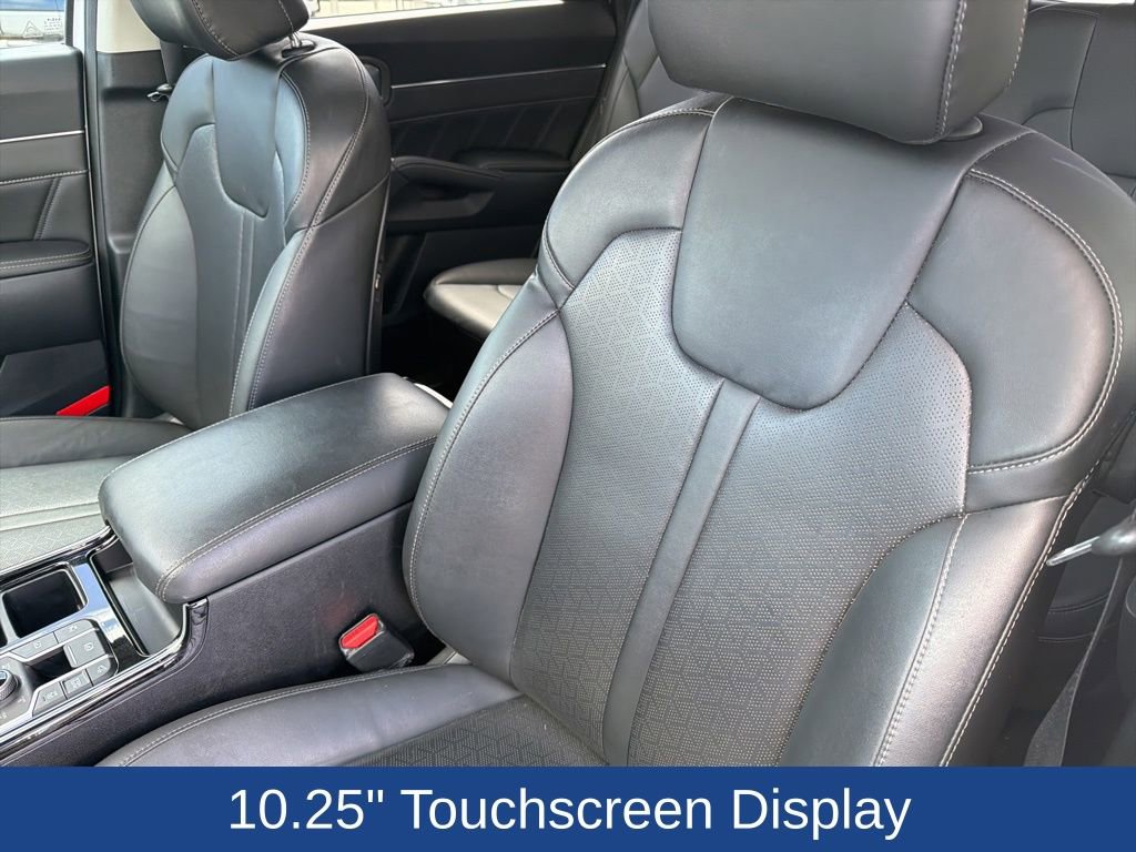 Used 2023 Kia Sorento SX image 22