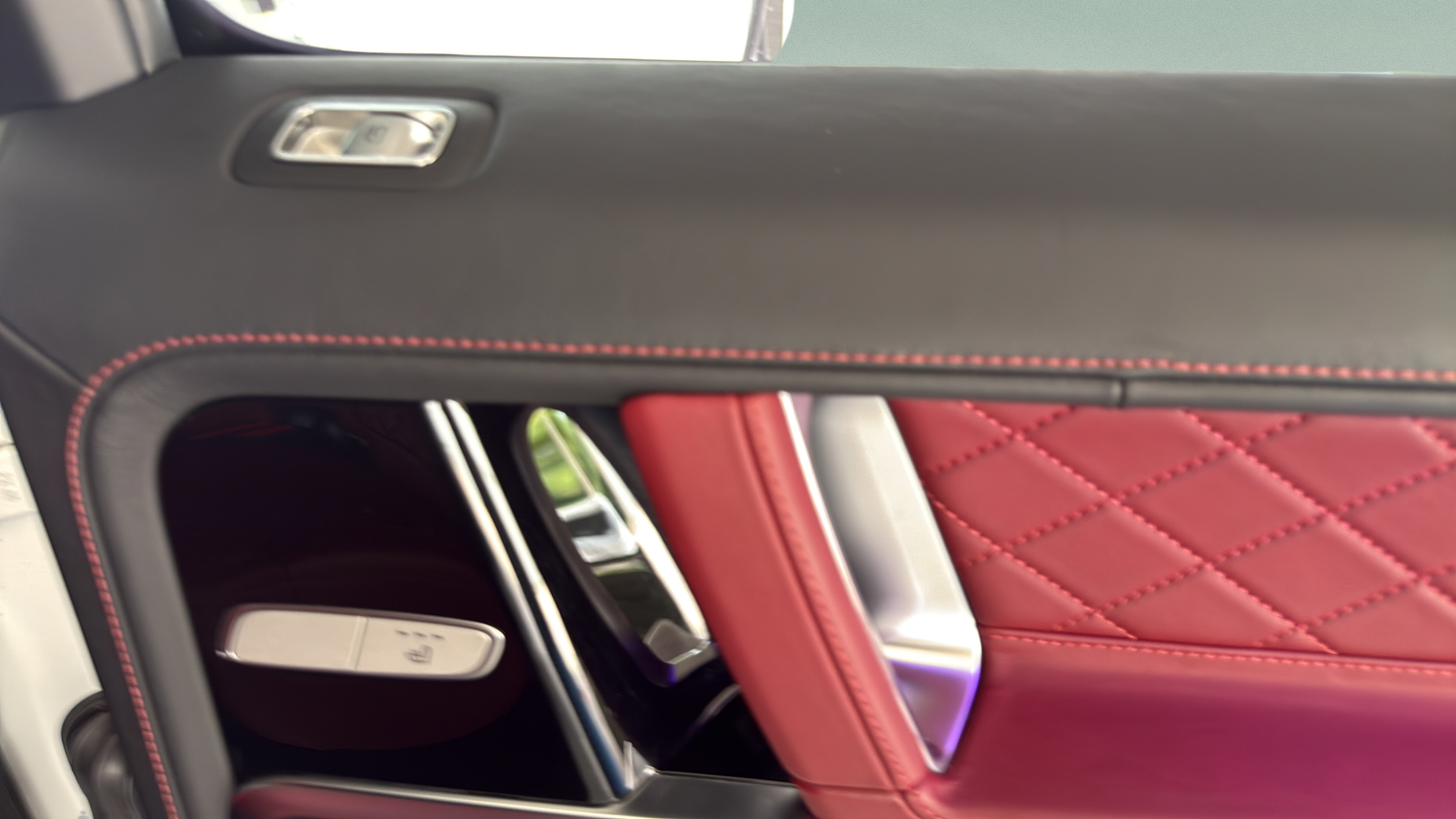 Certified 2021 Mercedes-Benz G 63 AMG 4MATIC image 30