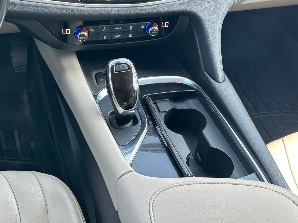 Used 2020 Buick Enclave Essence w/ Sound and Sites Package FWD image 20