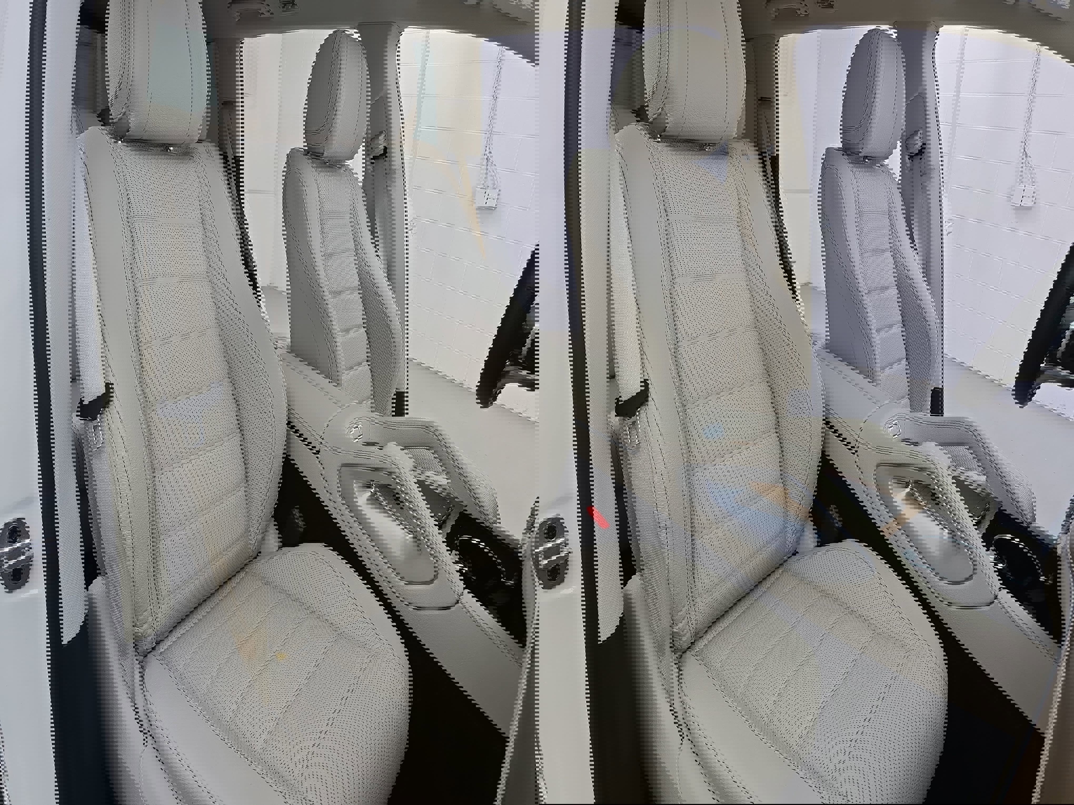 Used 2023 Mercedes-Benz GLS 580 4MATIC image 10