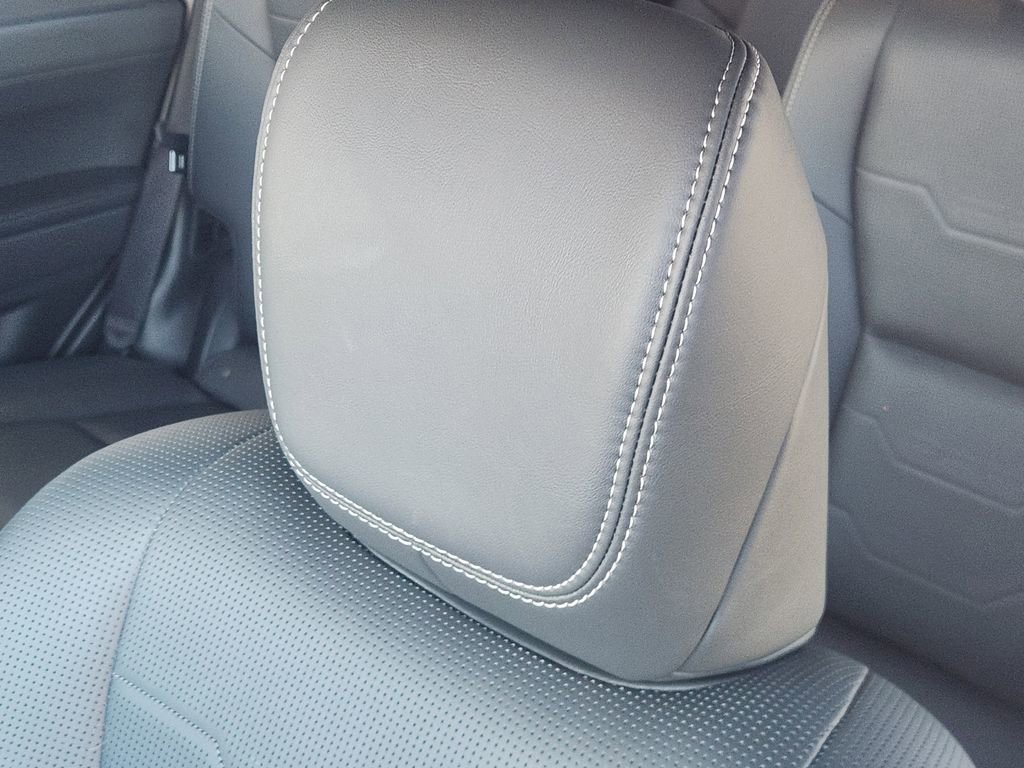 Used 2024 Lexus GX 550 w/ Accessory Package (Z1) image 24