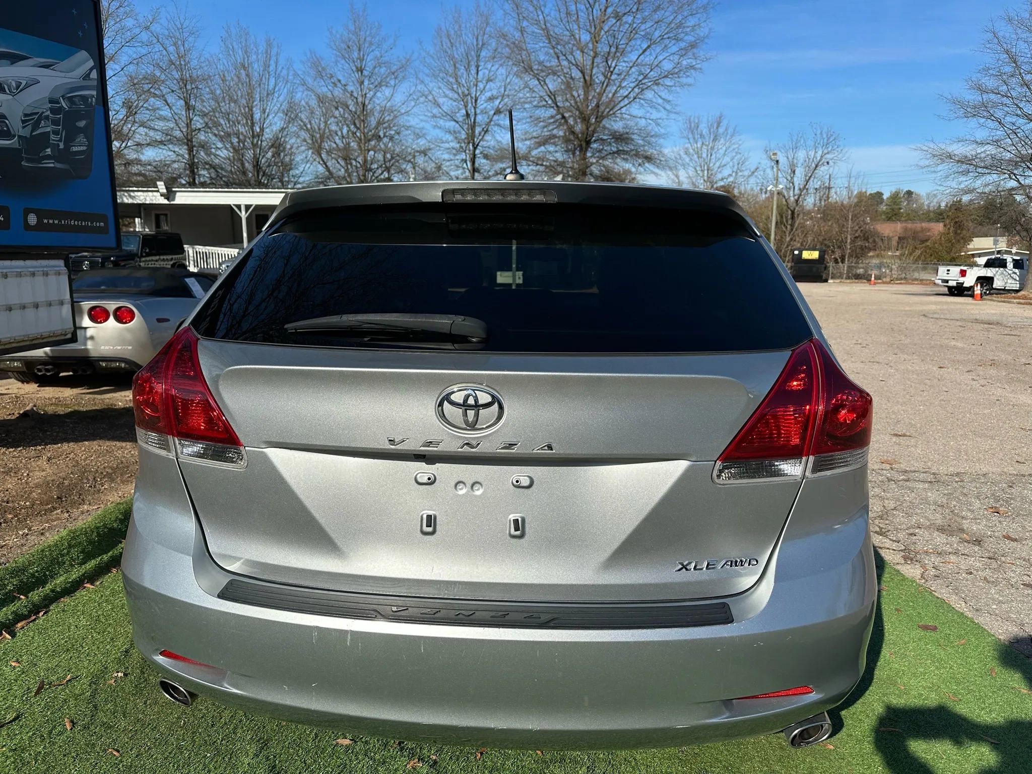 Used 2015 Toyota Venza XLE image 6