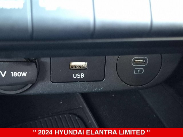 Used 2024 Hyundai Elantra Limited FWD image 27
