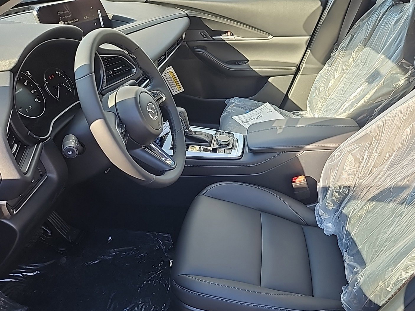 New 2025 MAZDA CX-30 AWD 2.5 S w/ Select Sport Pkg image 14