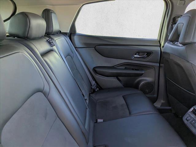 Used 2023 Nissan Ariya FWD image 20