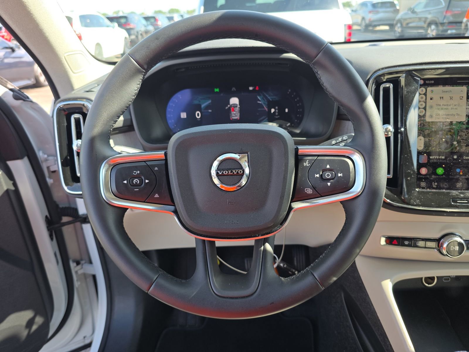 Used 2026 Volvo XC40 B5 Plus AWD/4WD image 8