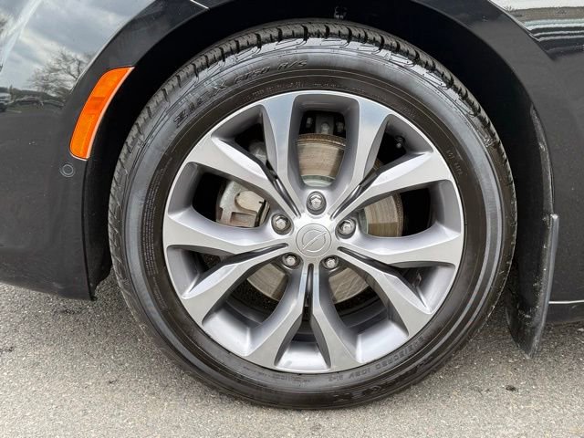 Used 2020 Chrysler Pacifica Limited FWD image 19